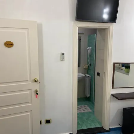 Riviera 3* نابولي