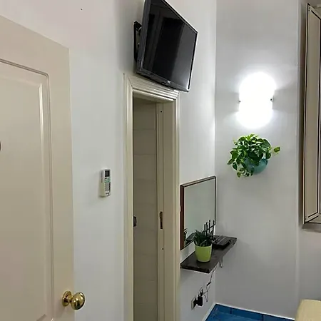 Riviera 3* Naples