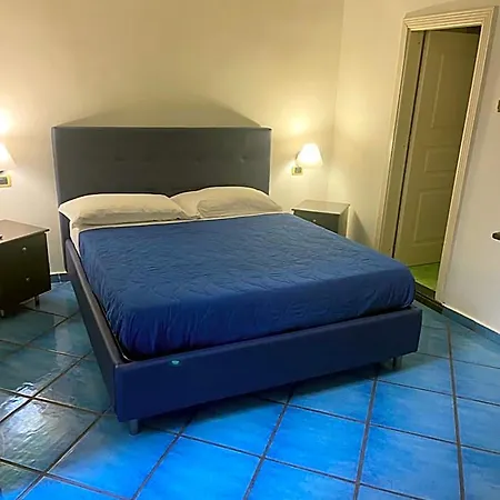 Riviera 3* Nápoly